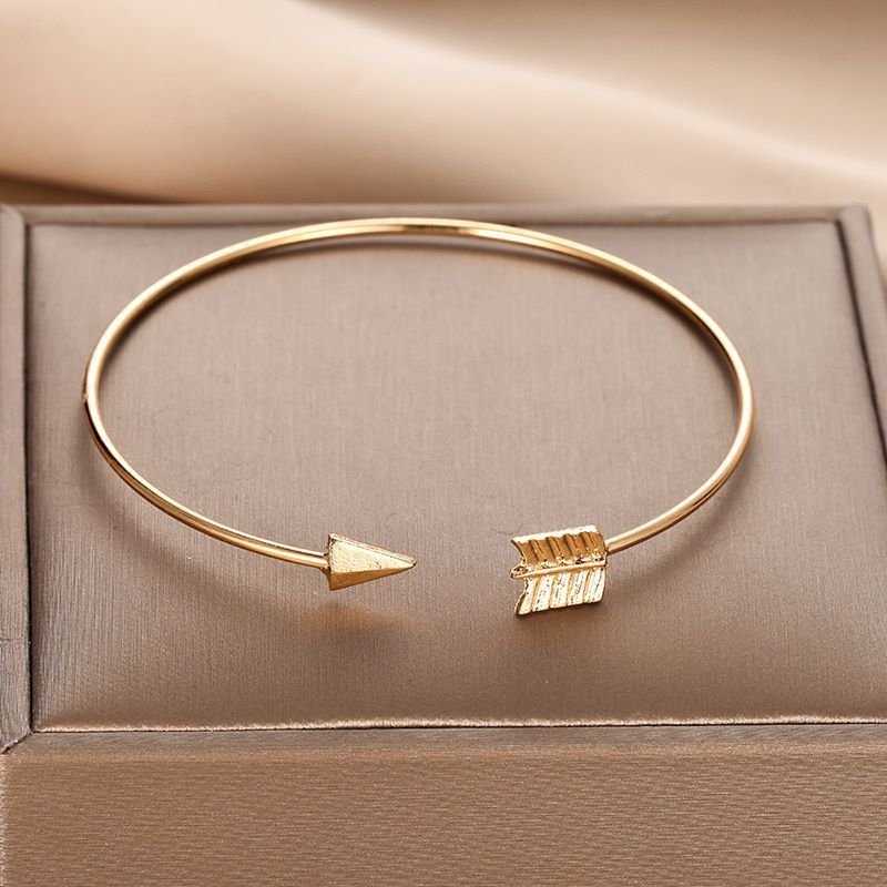 Adjustable Arrow BraceletCharm for Men and Women Alloy Bangle European Designer Metal Jewelry Wristband Unisex