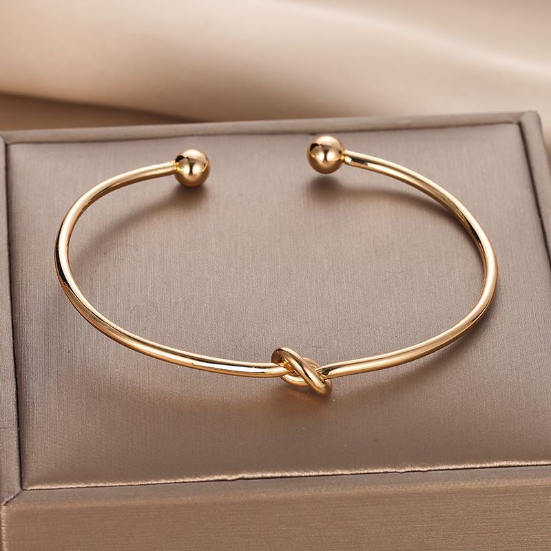 Adjustable Arrow BraceletCharm for Men and Women Alloy Bangle European Designer Metal Jewelry Wristband Unisex