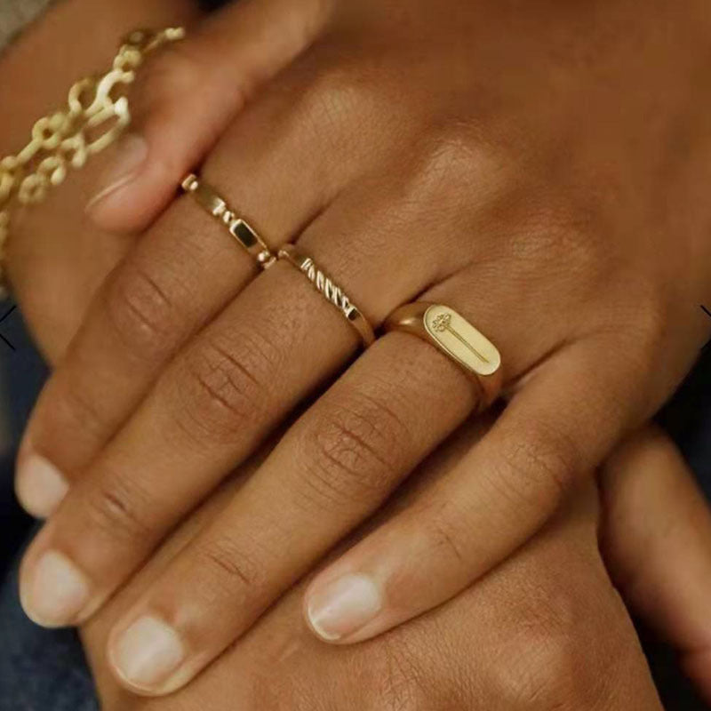 Womens Ring Titanium Steel Gold Plated Ring Flower Ring Daisy Ring Signet Ring Geometric Ring Fashion Jewelry Gift For Her European And American Ring