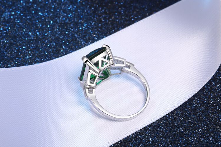 Emerald Square Ring White Gold Plated Copper Geometric Inlaid Gemstone Jewelry For Office Wear For Office Wear