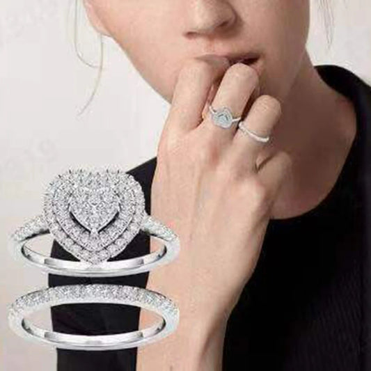 Womens Two Piece Heart Shaped Jeweled Alloy Ring Set Electroplated Gold Silver Rose Gold Finishes Sizes 5 6 7 8 9 10 11