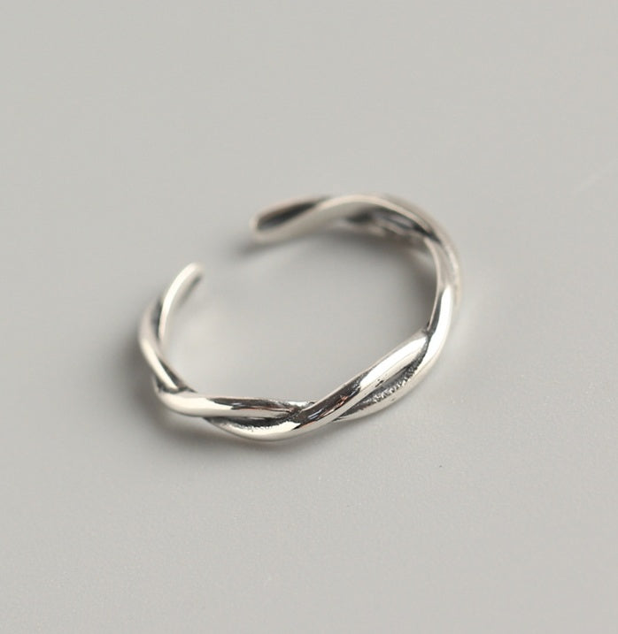 925 Silver Twist Ring for Women Girls Wave Design Fashion Jewelry Band Statement Ring Elegant Finger Ring Anniversary Gift Rings Simple Ring