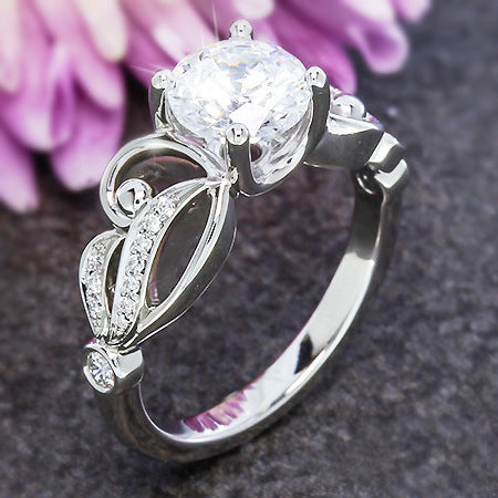 Womens Winged Diamond Zircon Ring Silver Plated Copper With Gold Inlay Gemstone Jewelry Fashion Style Crystals