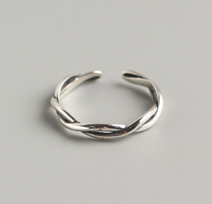 925 Silver Twist Ring for Women Girls Wave Design Fashion Jewelry Band Statement Ring Elegant Finger Ring Anniversary Gift Rings Simple Ring