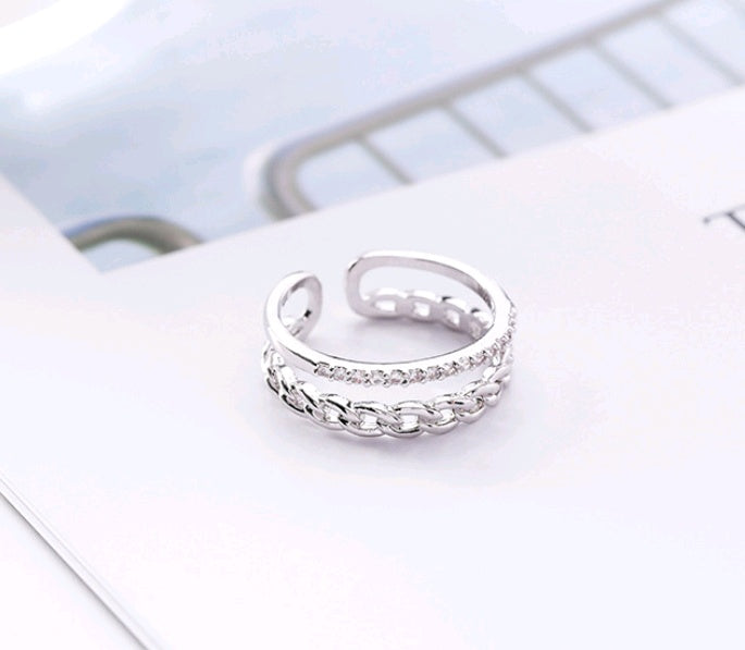 Womens Twist Chain Ring Micro Inlaid Zircon Index Finger Retro Plated Alloy Fashion Jewelry Accessory Gemstone