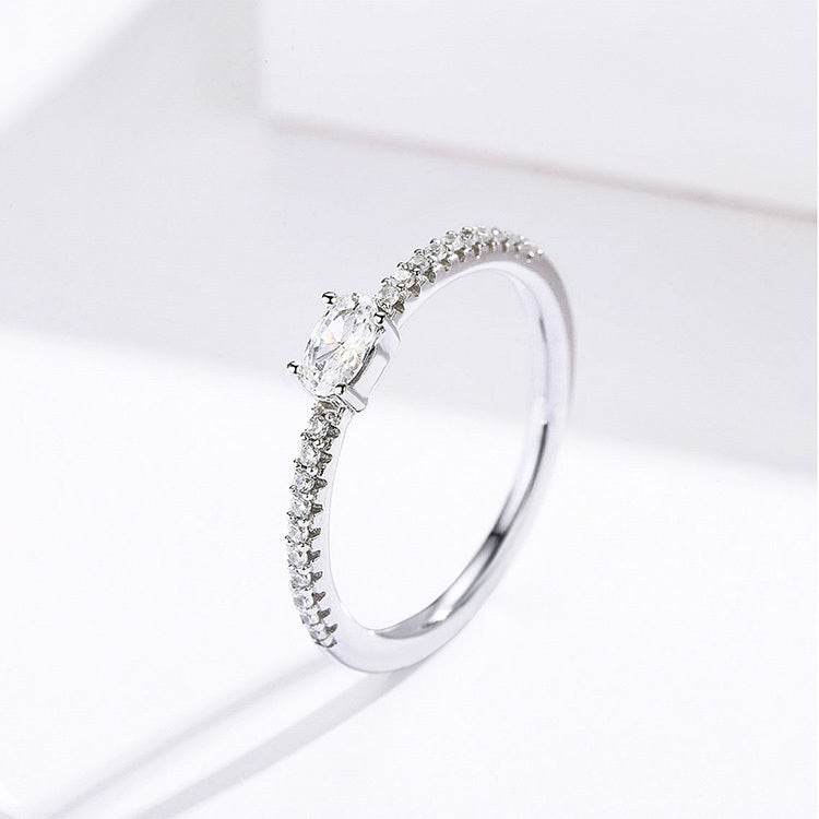 Zircon Ring S925 Platinum Plated Elegant Design For Women