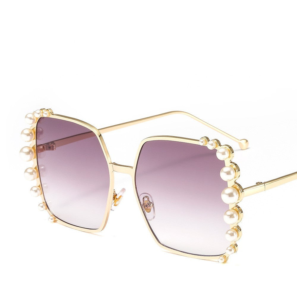 Metallic Frame Sunglasses With PC Lens UV400 Protection Fashion Metal Eyewear For Women New Design Lightweight Daily Wear