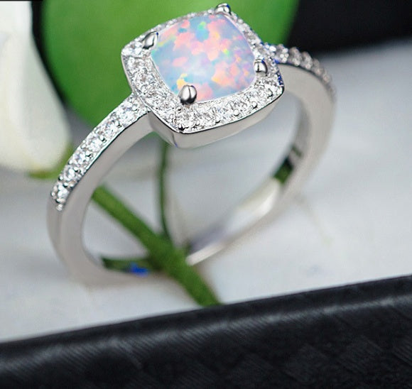 Opal Ring For Women And Girls Fashion Jewelry Metal Band Ring Elegant Gift Anniversary Present Pretty Ring For