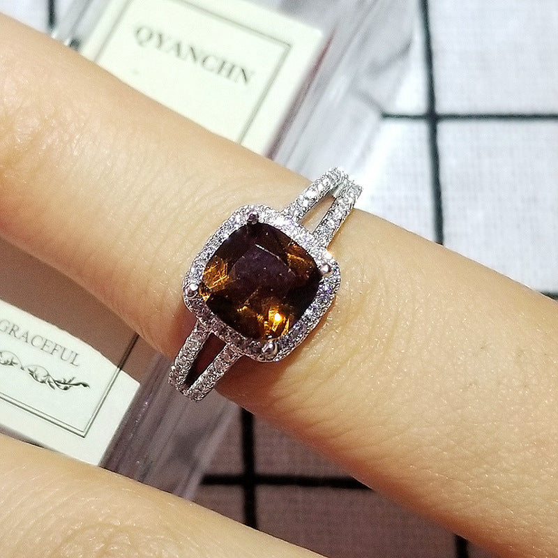 Square Geometry Ring With Colorful Zircon Crystals For Women Copper Band Fashion Jewelry Elegant Sparkling Accessory