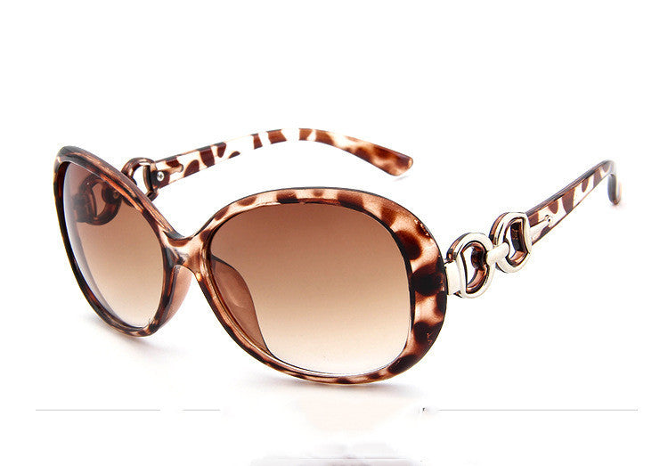 Womens Sunglasses Trendy European Fashion Frames With AC Lenses For Sun Protection Stylish Eyewear Everyday Casual Wear