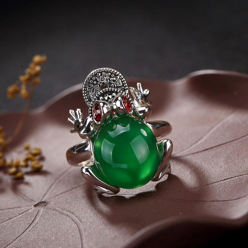 Copper Gold Plated Garnet Ring For Women With Toad Motif And Geometric Inlay Featuring Ethnic Style And Timeless Shine