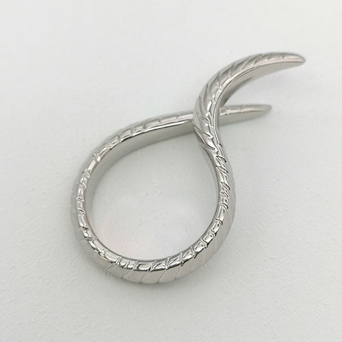 Copper Golden Claw Ring European Stylish Jewelry Wave Electroplating Ring Festive Gift for Women Everyday Wear