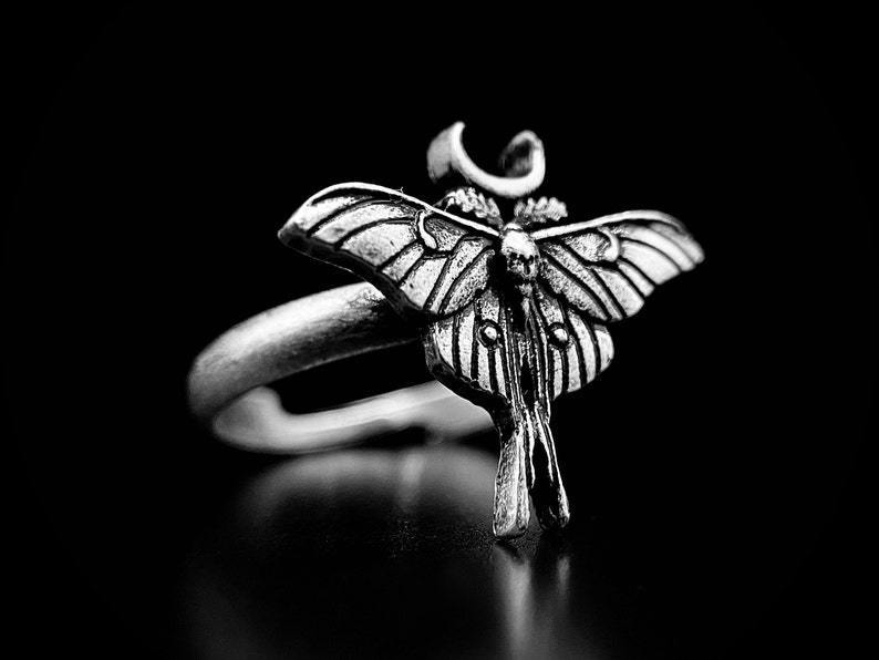 Alloy Index Finger Ring For Women Trendy Design Silver Everyday Wear Fashionable Jewelry For Her Elegant Accessory