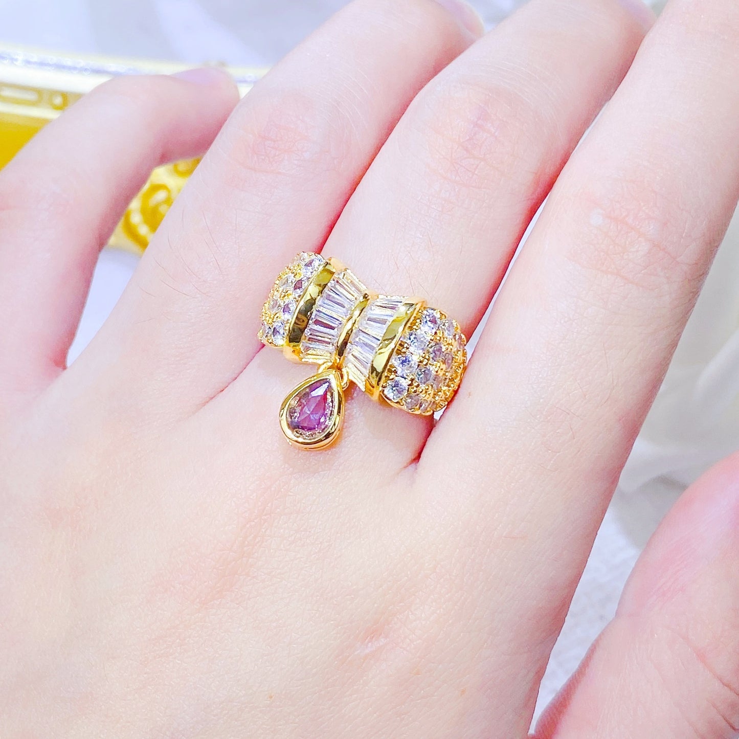 Adjustable Copper Ring With Diamond Zircon Geometric Ellipse Retro Style for Women Elegant Everyday Style Glow