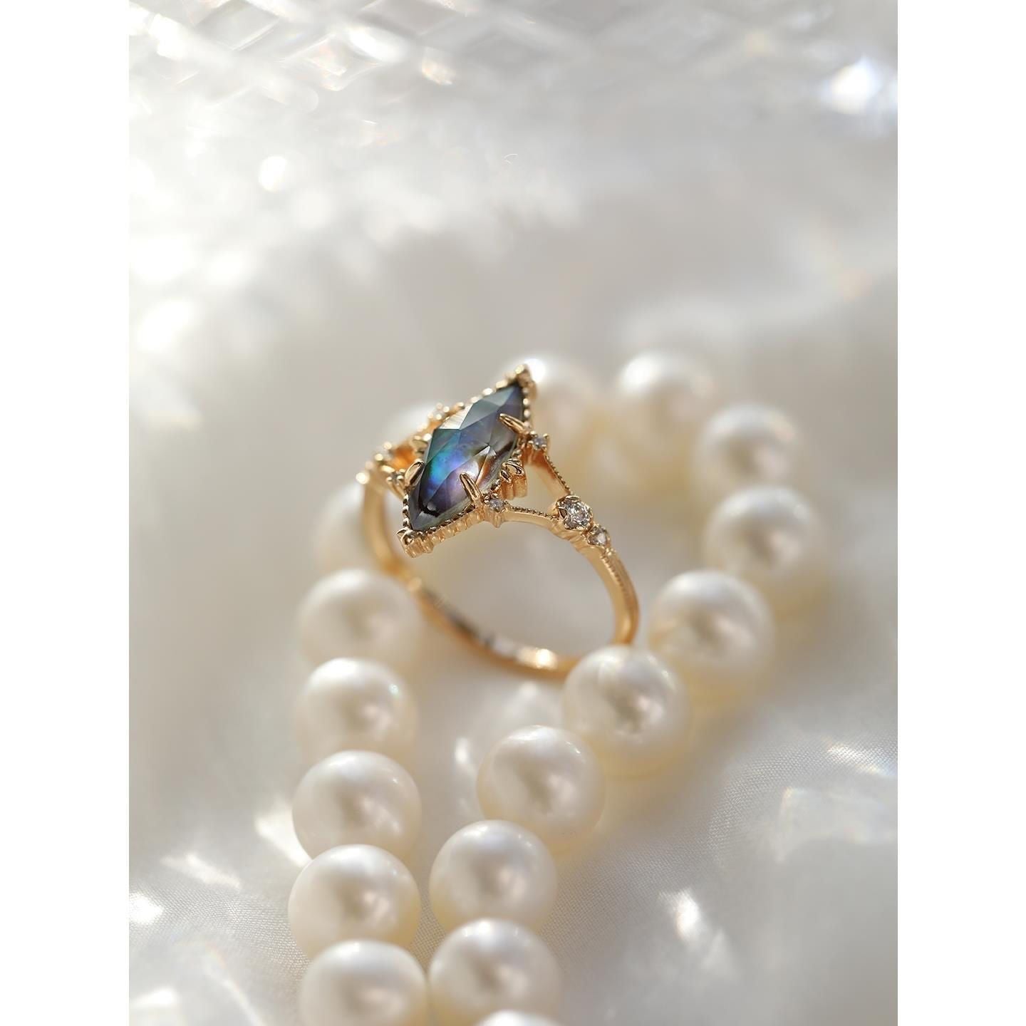 Abalone Shell White Crystal Patchwork Ring Gold Plated Copper Three Dimensional Design Statement Jewelry Classic