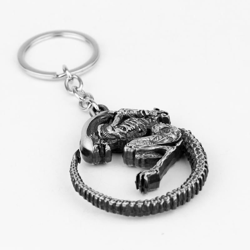 Alien Battle Keychain Unique Alloy Design Electroplated Finish Durable Accessory Sci Fi Gift Keychain Ancient