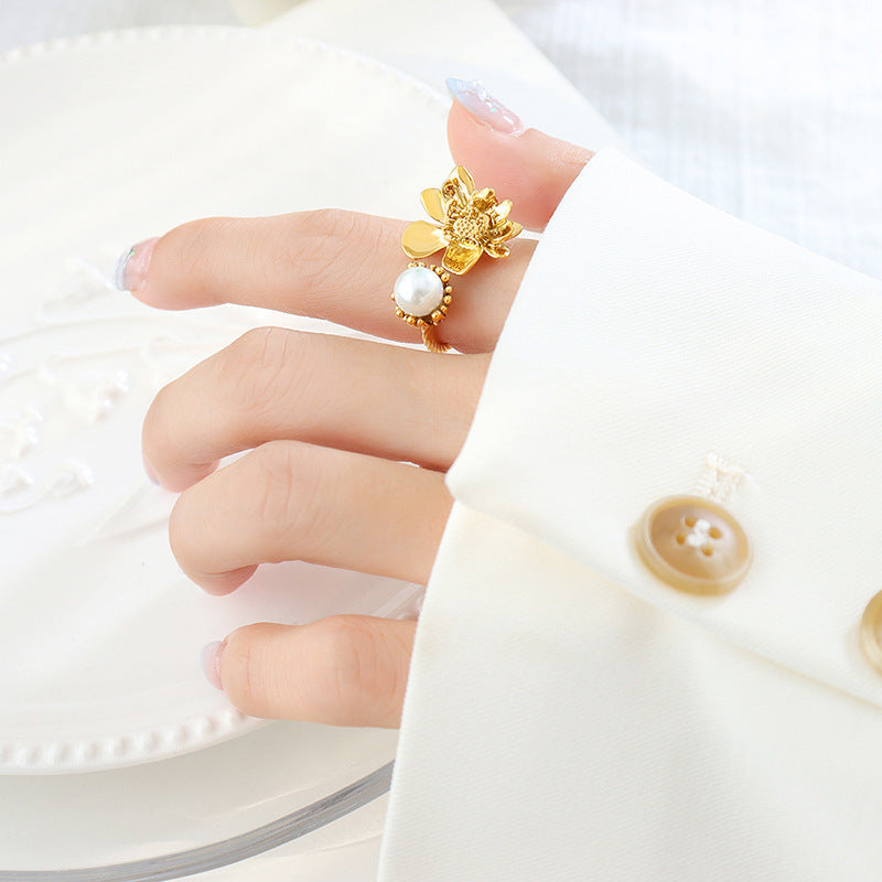 Womens Retro Flower Brass Ring Electroplated Fashion Jewelry Floral Vintage Ring Gift For Her Vintage Inspired