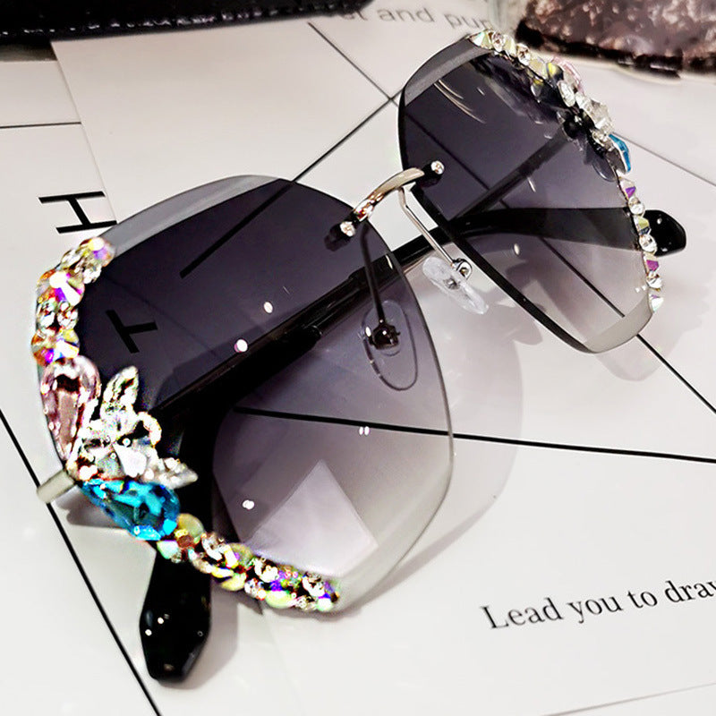 Womens Sunglasses UV400 Resin Lens Rhinestone Decor Plate Frame Neon Gray Diamond Casual Everyday Style Trendy