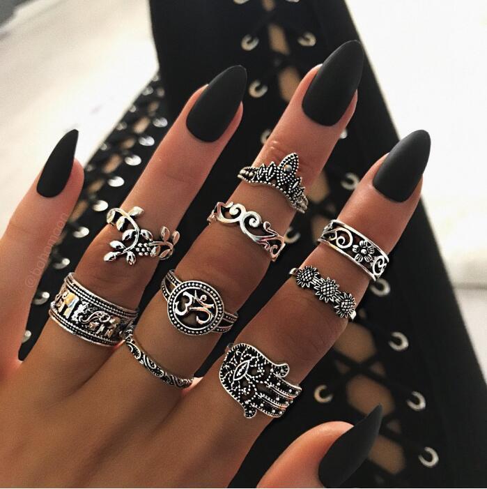 Womens Vintage Openwork Carved Ring Set Bohemian Stackable Rings With Intricate Floral Design Alloy Collection