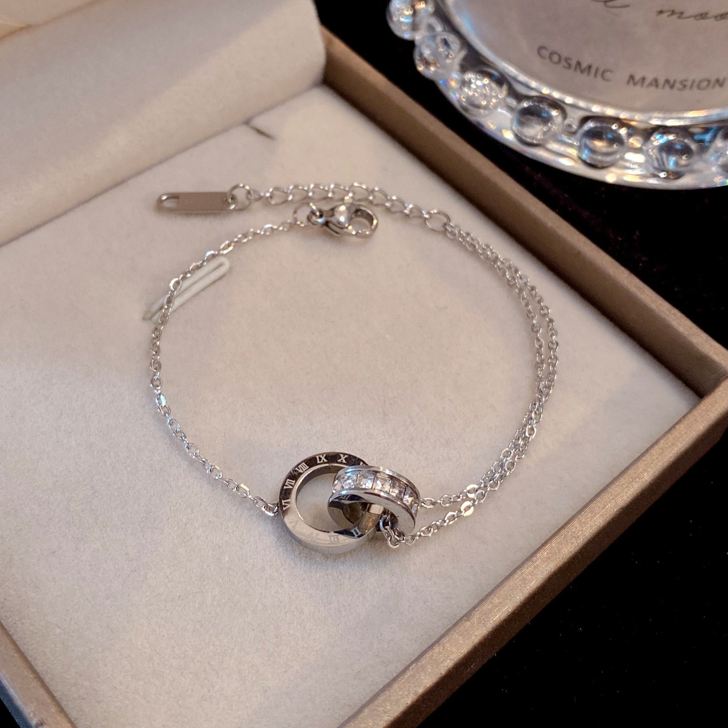 Unisex Titanium Steel Bracelet With Roman Numeral Design Electroplated Finish Ring Bracelet Perfect Gift Ideas