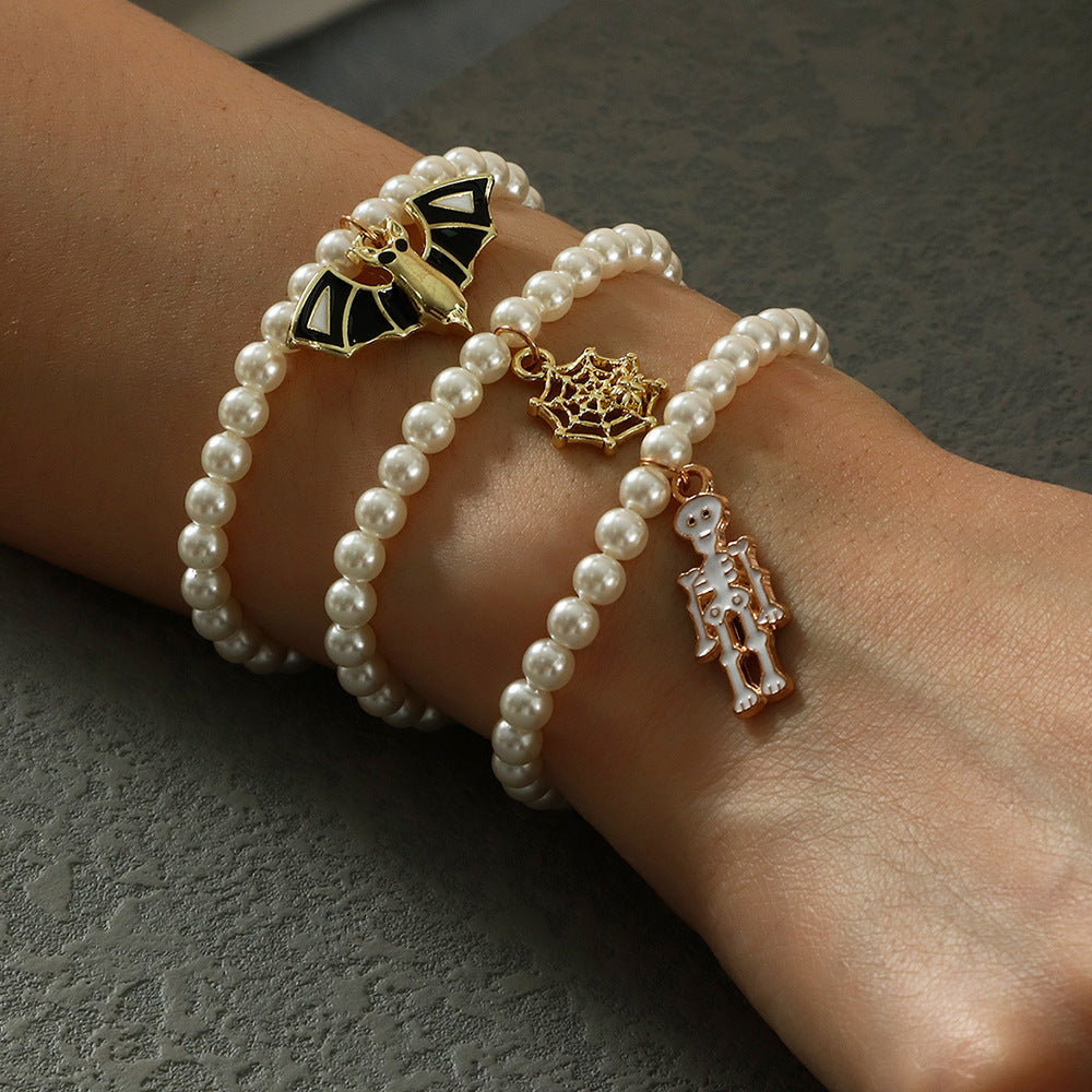 Womens Skull Bracelet Set Halloween Imitation Pearl Alloy Bracelet Fashion Design Women3PieceSet EuropeStyle
