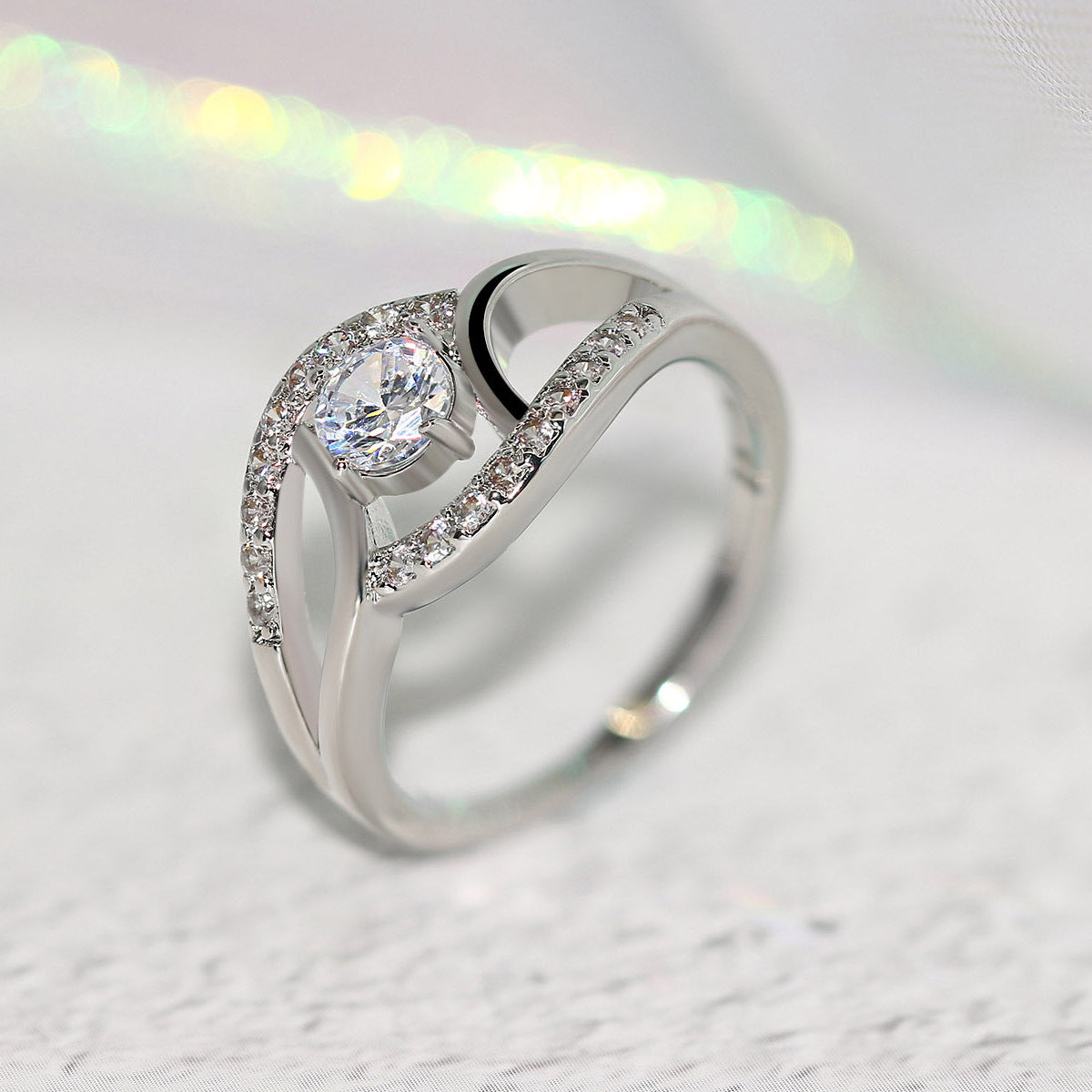 Womens Zircon Ring 5mm White Gold Plated Copper Hand Polished Lightweight 3g Elegant Accessory Trendy Ornament