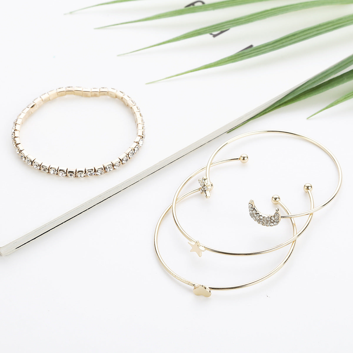 Womens Star Moon Bracelet Rhinestone Accents Electroplated Alloy European Style Celestial Jewelry Gift for Women