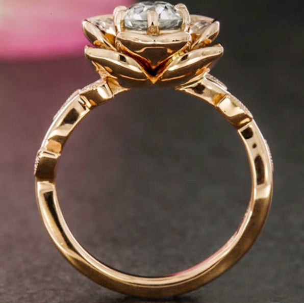 Zircon Rose Gold Plated Copper Engagement Ring Elegant Statement Ring for Wedding or Special Occasions Jewelry