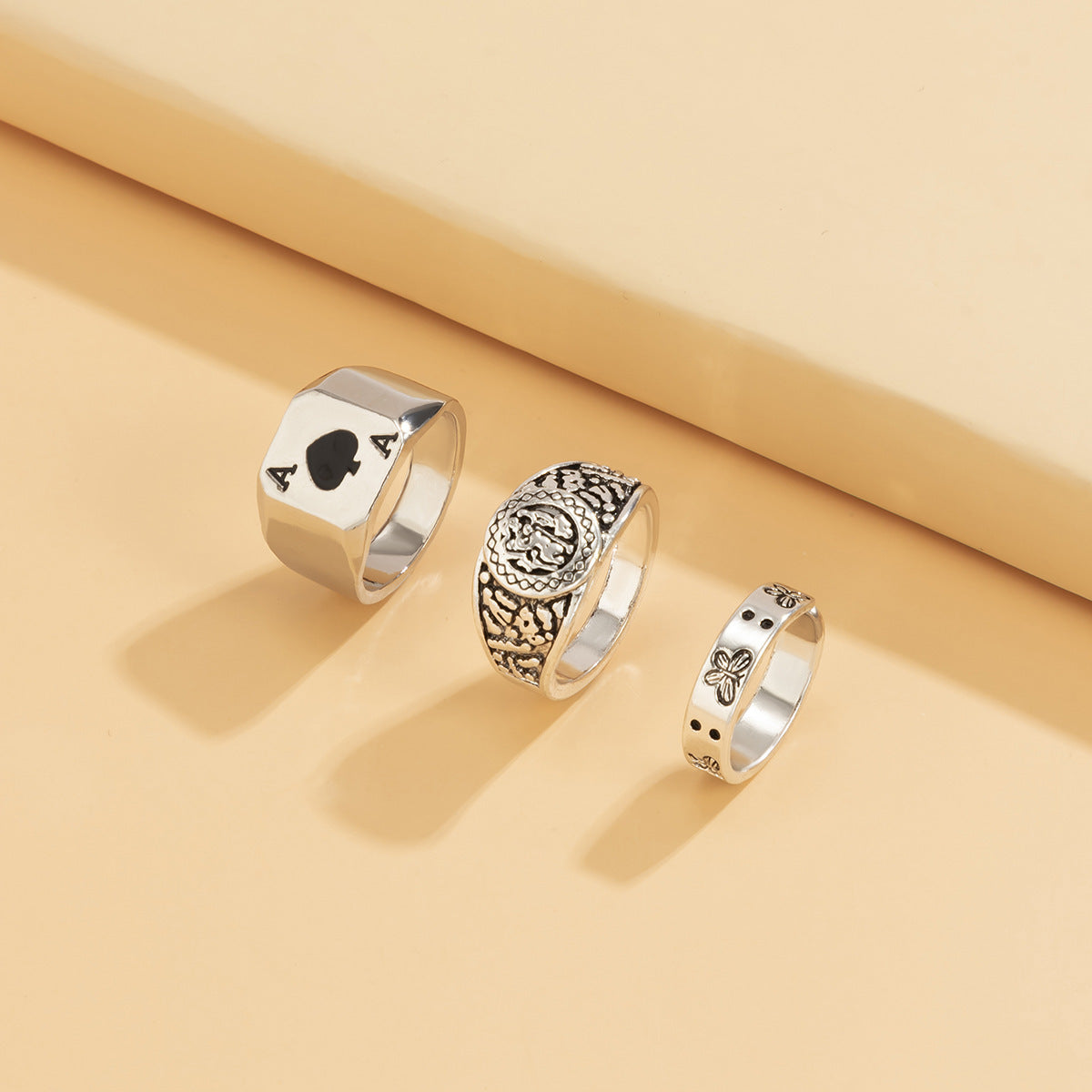 Ancient Silver Alloy Ring Set For Women With Poker Heart And Spade Geometric Retro Jewelry And Vintage Style Finish