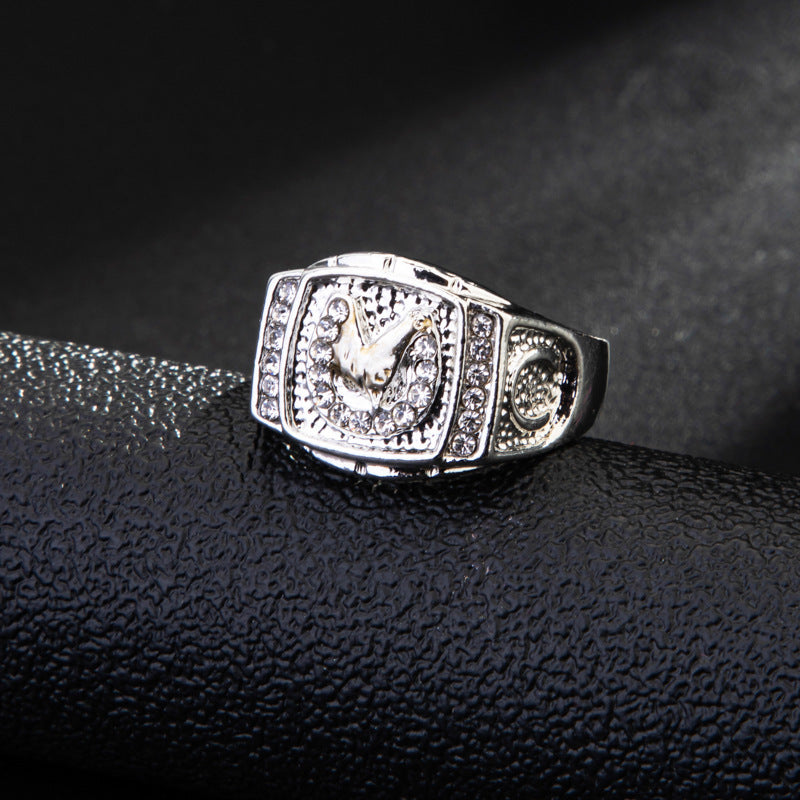 Horse Head Ring Alloy Metal Electroplated Gemstone Inlaid Hip Hop Jewelry Animal Design Bold Fashion Accessory