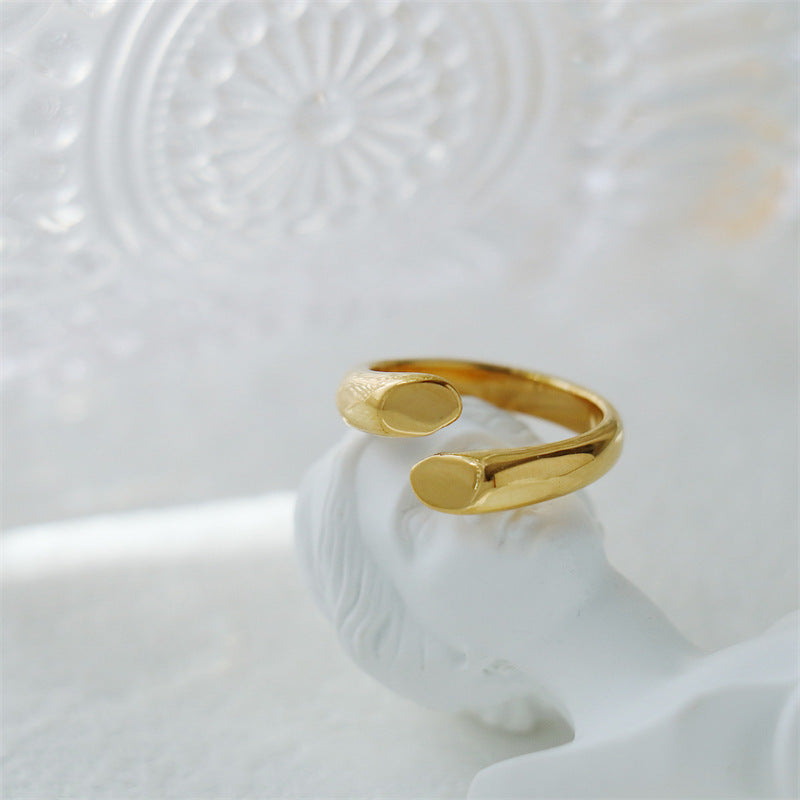 Womens Stainless Steel Ring 18K Gold Plated Quadrilateral Design Fashion Ring Sizes 6 7 8 9 Fashion Accessory For Women