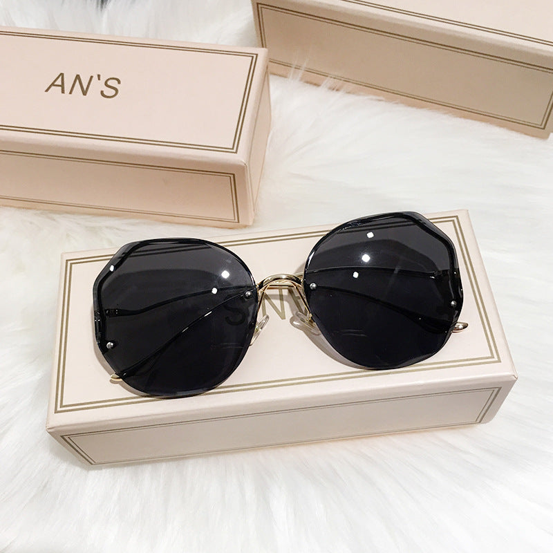 Women Frameless Polygon Sunglasses Resin Lens Metal Frame Cut Edge Ocean Gradient Tea Shade Stylish Eyewear Stylish