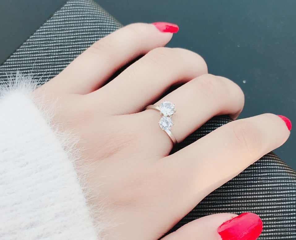 Women's Titanium Steel Ring Adjustable Opening with Stone Inlaid Design Fashionable Band Ring for Her Elegant Stainless Steel Ring Gift for Women and Girls