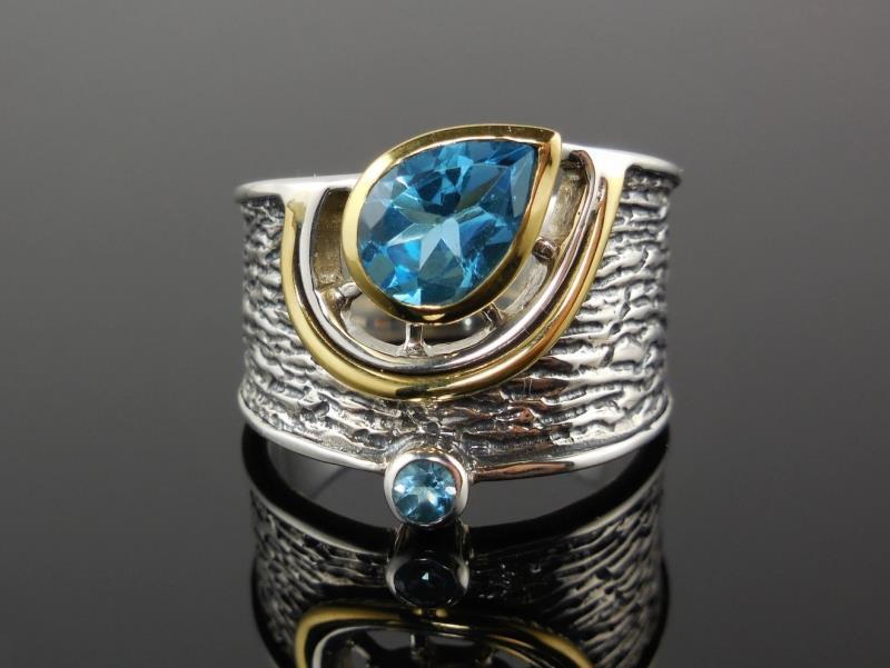 Gold Plated Star Ring Geometric Design Gemstone Inlay For Women Alloy Jewelry European Style Fashion Accessory