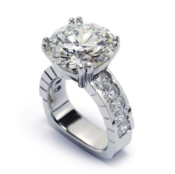 Zirconium Diamond Ring Copper White Plated Elegant Sparkling Engagement Anniversary Band For Women Fine Finish
