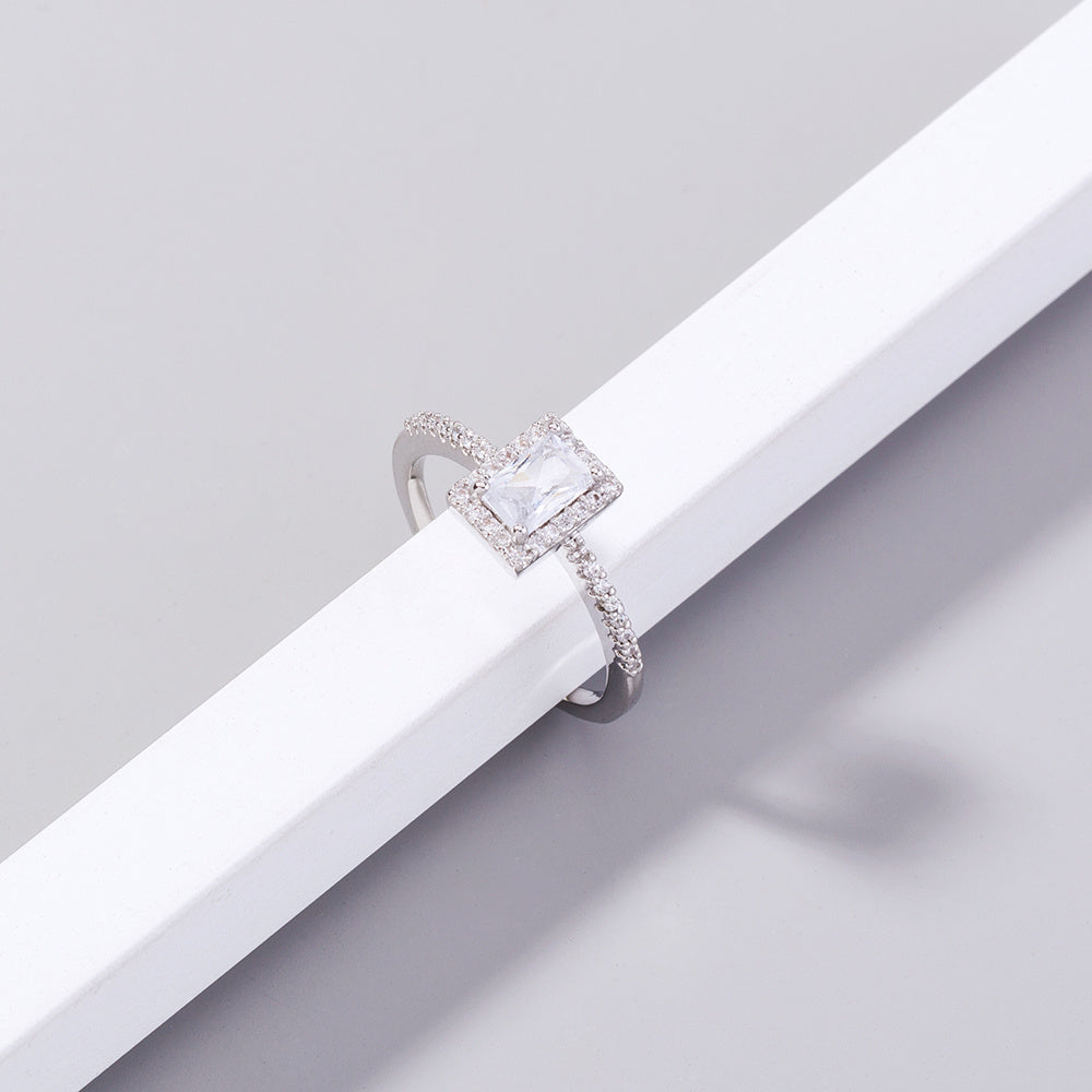 Adjustable Copper Ring With Micro Inlaid Zircon Fashion Jewelry For European And American Style Elegant Daily Wear