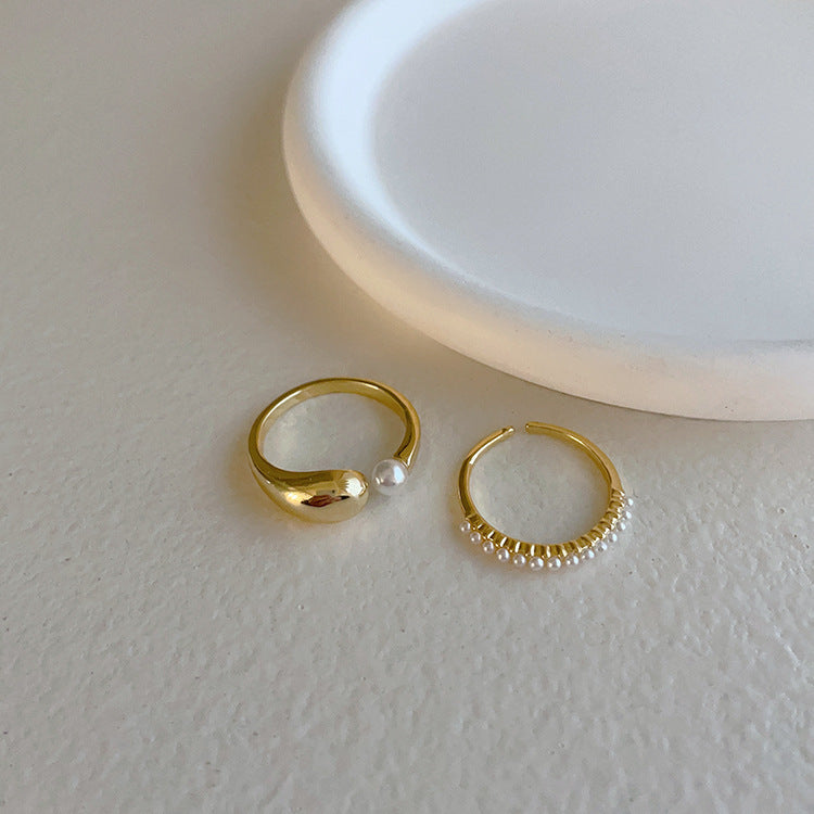 Womens Vintage Pearl Metal Ring Gold Plated French Style Ins Design Jewelry Accessory Elegant Fashionable Look