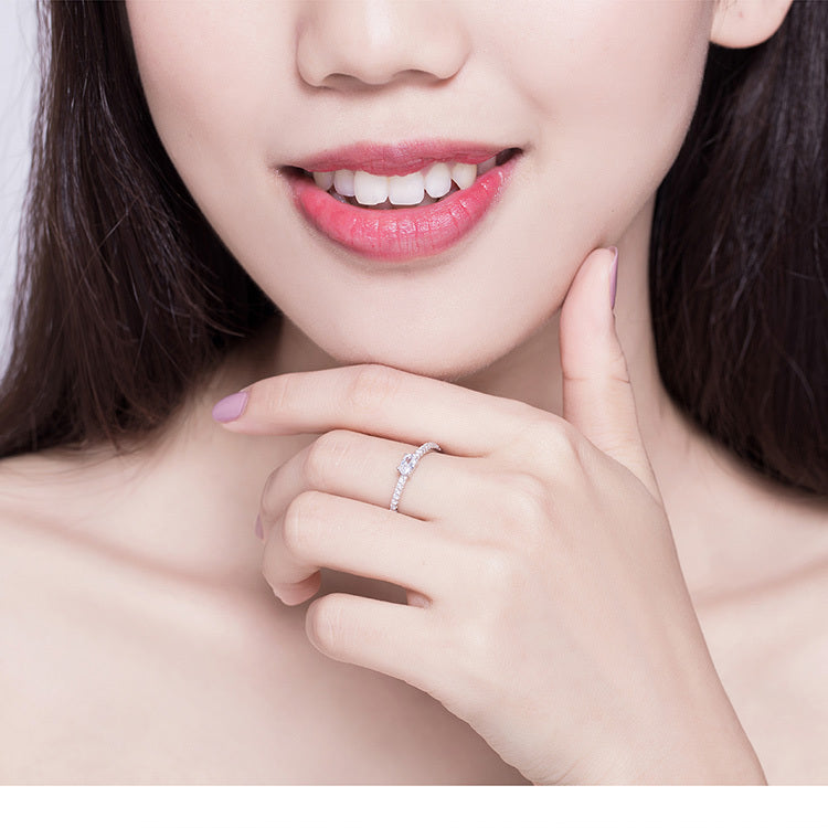 Zircon Ring S925 Platinum Plated Elegant Design For Women