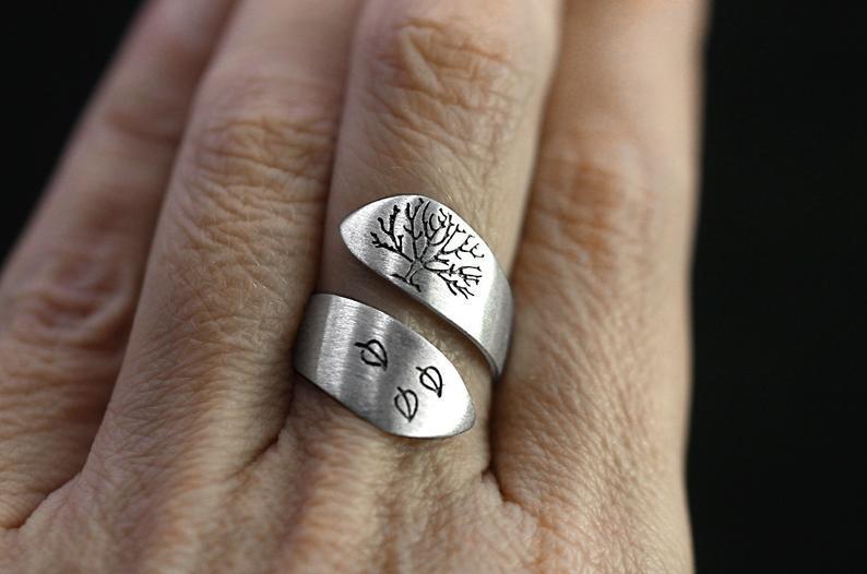 Womens Tree of Life Copper Ring Adjustable Three Leaves Design Retro Brushed Craftsmanship Electroplated Color