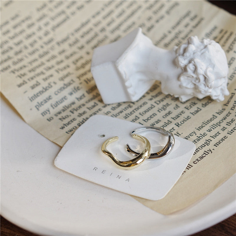 Two Tone Ring Alloy Geometric Design Gold And Silver Plating Sleek Modern Jewelry For Travel Gift Travel Ready