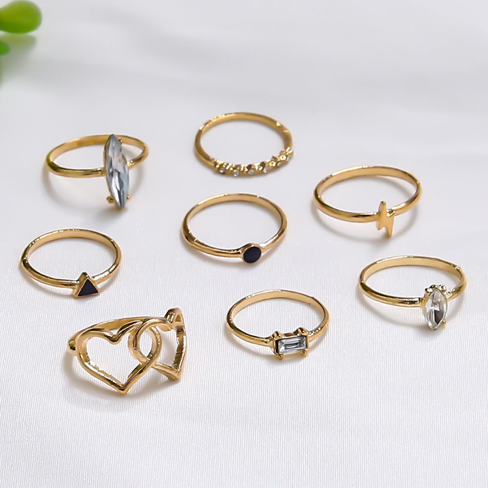 Bohemian Gem Ring Set 8 Alloy Rings Electroplated Gold Finish Heart And Lightning Rings Jewelry Collection Pieces