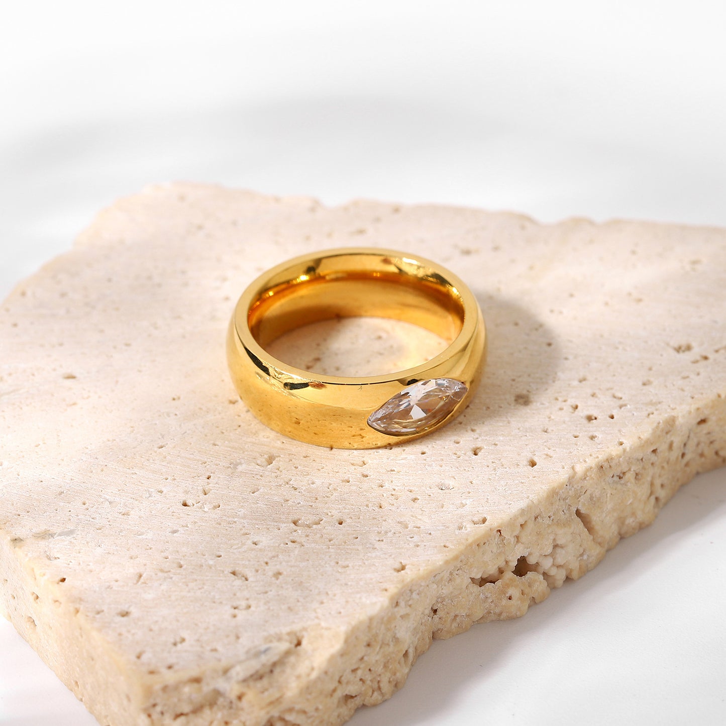 Womens Stainless Steel Ring 18K Gold Electroplated Transparent Rock Sugar Square Diamond Geometric Design Ring