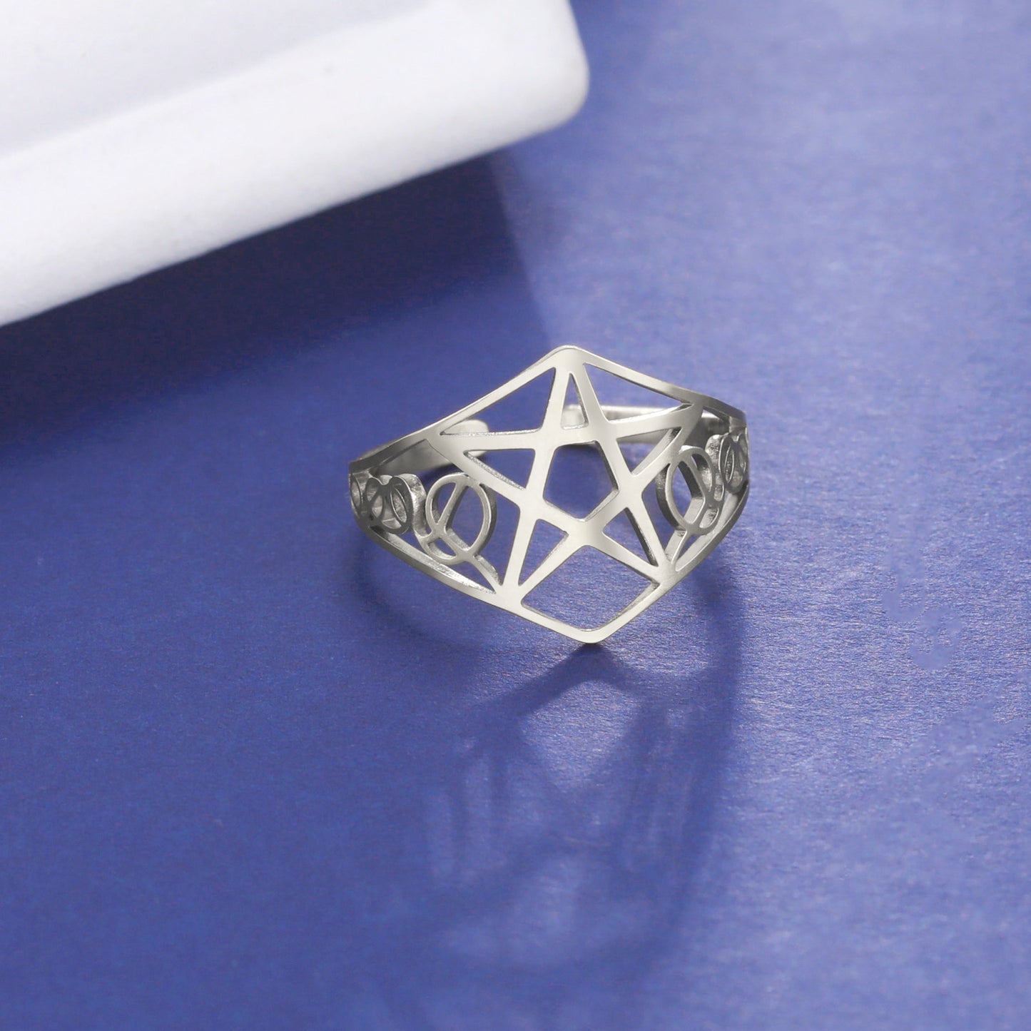 Adjustable Stainless Steel Ring For Women Hollow Five Pointed Star Electroplated Jewelry Fashion Ring Style Now