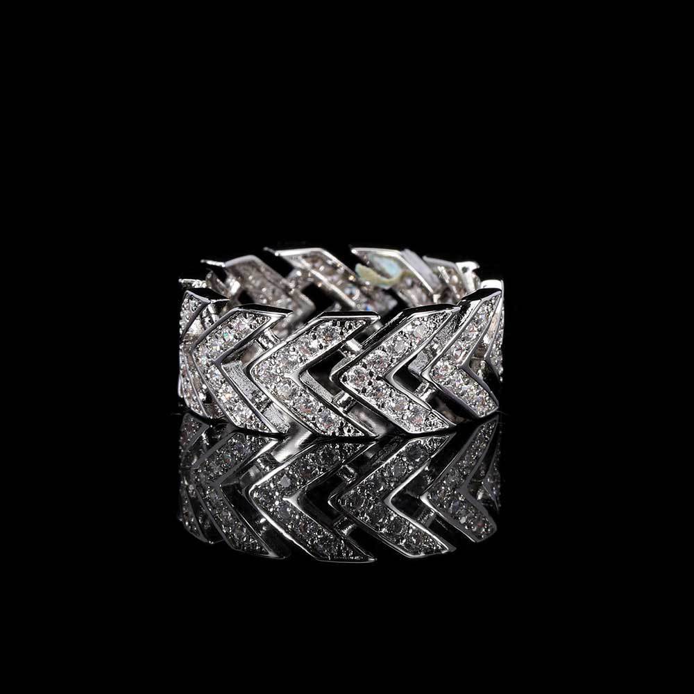 Unisex V Shaped Arrow Ring Geometric Copper Ring With Zircon Trendy Fashion Statement Retro Jewelry For All In