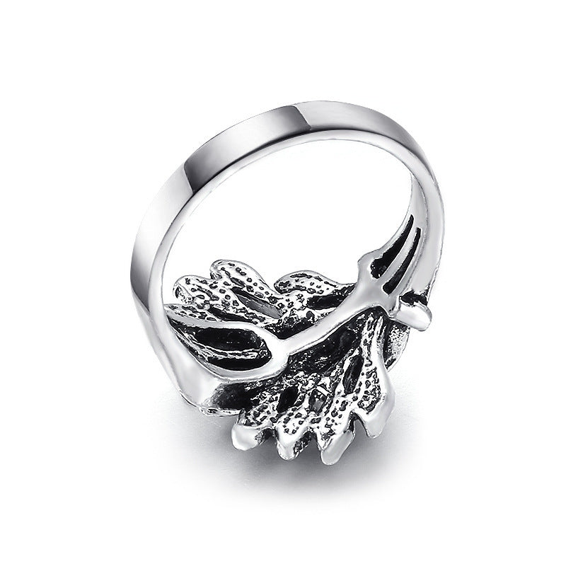 Womens Vintage Leafage Ring Antique Silver Electroplated With Black Gemstones European Retro Design Alloy Ring