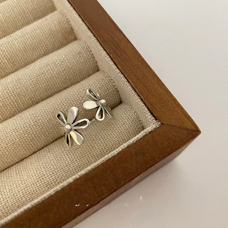 Women's Adjustable Open Ring With Daisy Flower Petal Design Electroplated Metal Jewelry For Index Finger Little Daisy