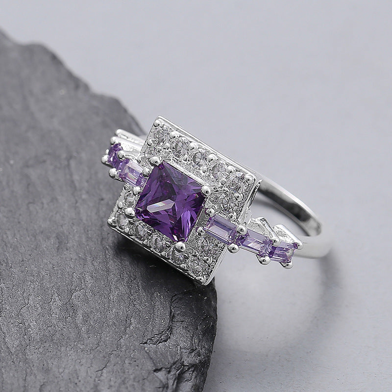 Purple Zircon Ring Platinum Plated Cubic Zirconia Gemstone Fashion Statement Jewelry for Women Elegant Anniversary Gift