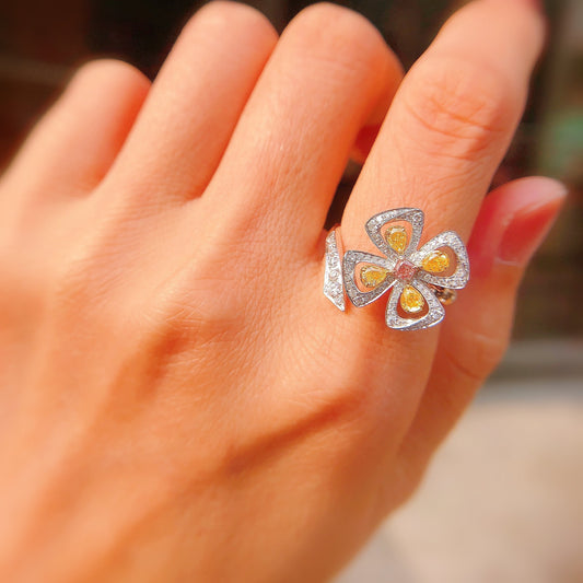 Yellow Diamond Four Leaf Clover Crystal Ring For Women Copper Plated Zircon Jewelry Elegant Everyday Glam Look