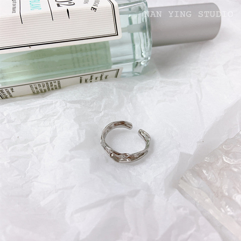 Womens Retro Wrinkled Textured Ring Irregular Line Silver Plated or Gold Plated Adjustable Size 7 Sleek Design