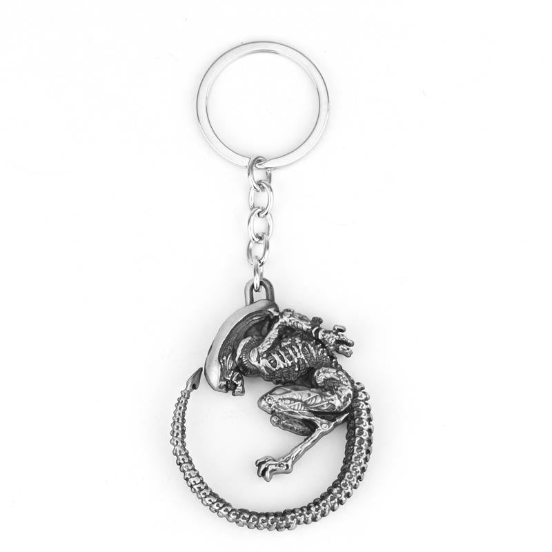 Alien Battle Keychain Unique Alloy Design Electroplated Finish Durable Accessory Sci Fi Gift Keychain Ancient